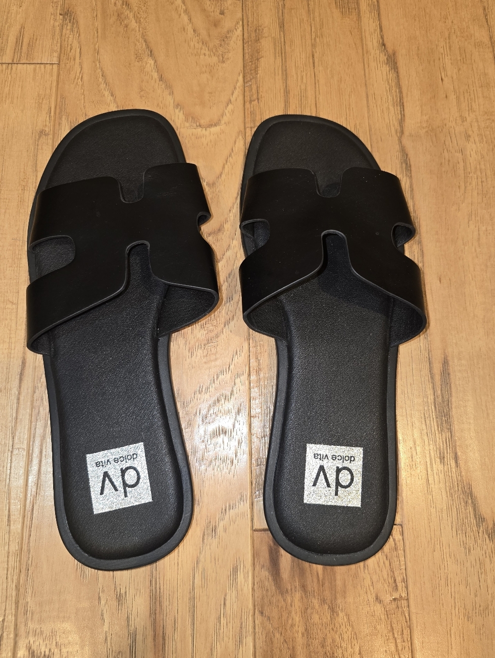 dv Dolce Vita Hollie Black Slide Sandals Womens 9 NWOT Or Box